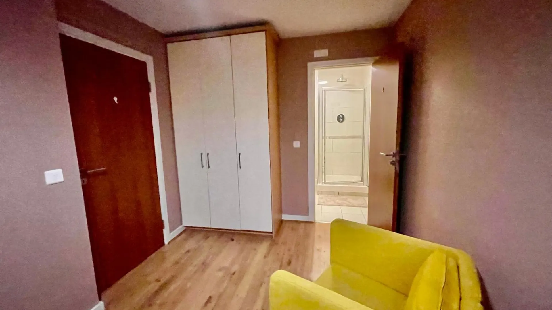 Stylish Central Apt At Aviva 더블린